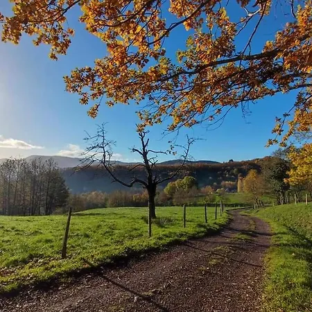 A La Source Dom wakacyjny